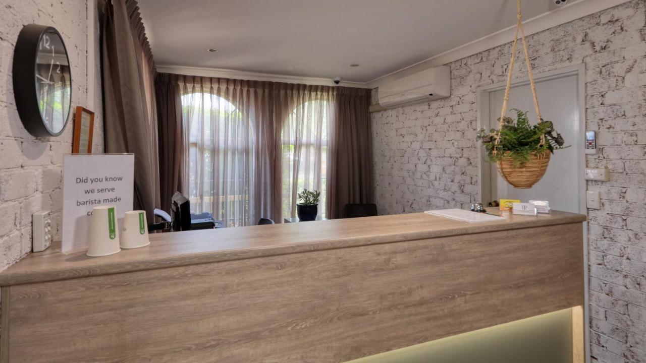 Hamilton Henry Parkes Motor Inn ภายนอก รูปภาพ